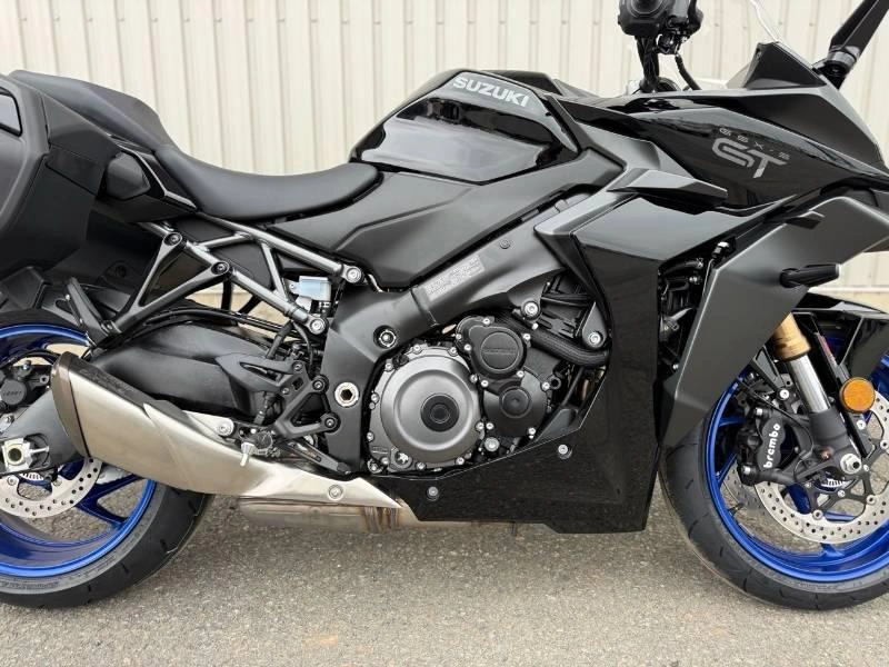 2026 Suzuki Gsx-s1000gt+ alt