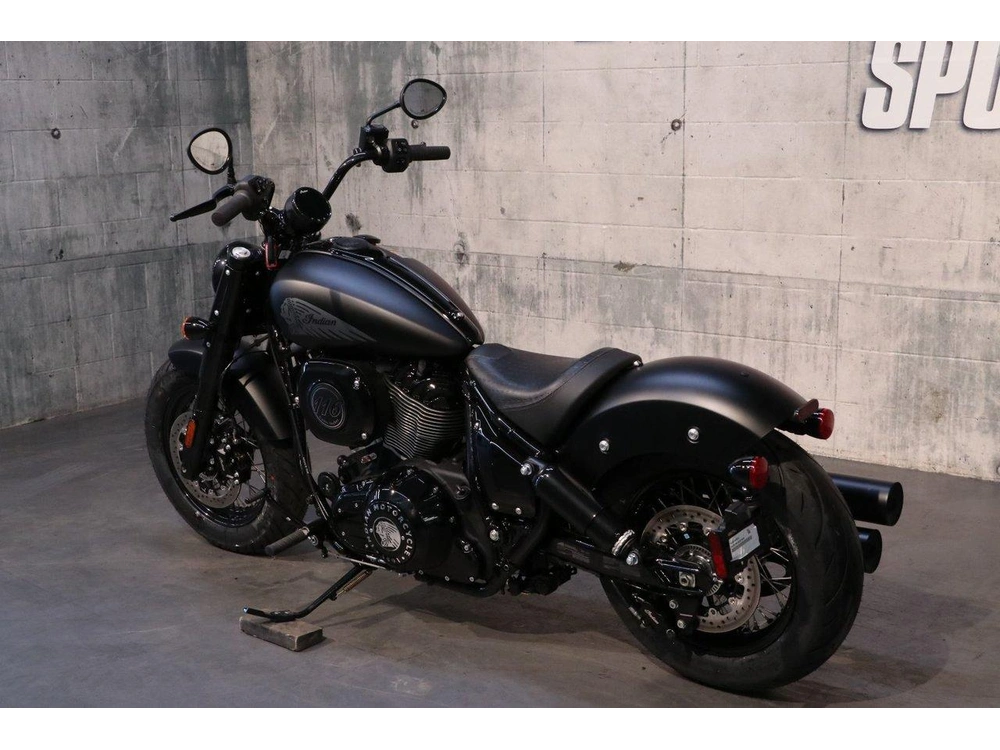2025 Indian Motorcycle Chief Bobber Dark Horse alt