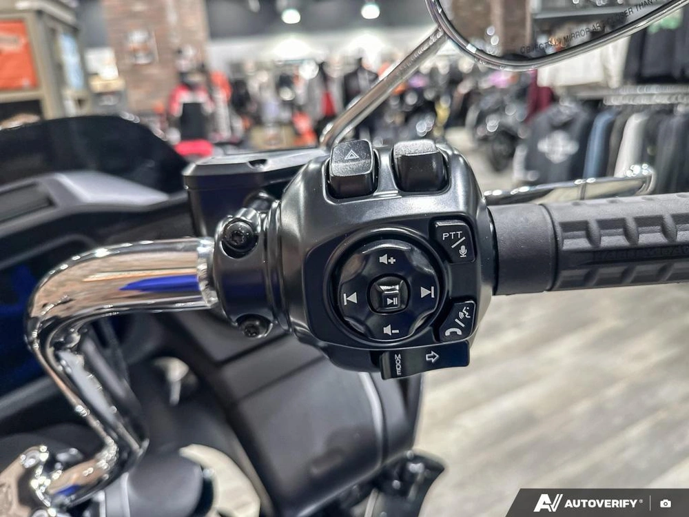 2026 Harley-davidson Road Glide alt