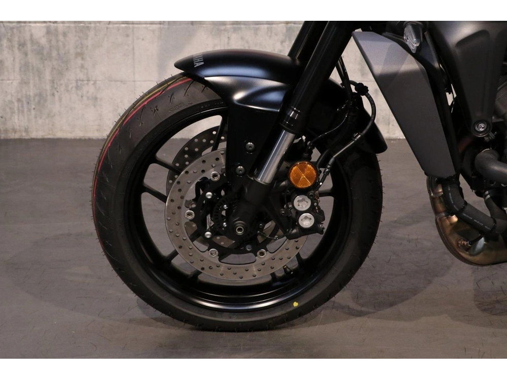 2025 Yamaha Mt-09 alt