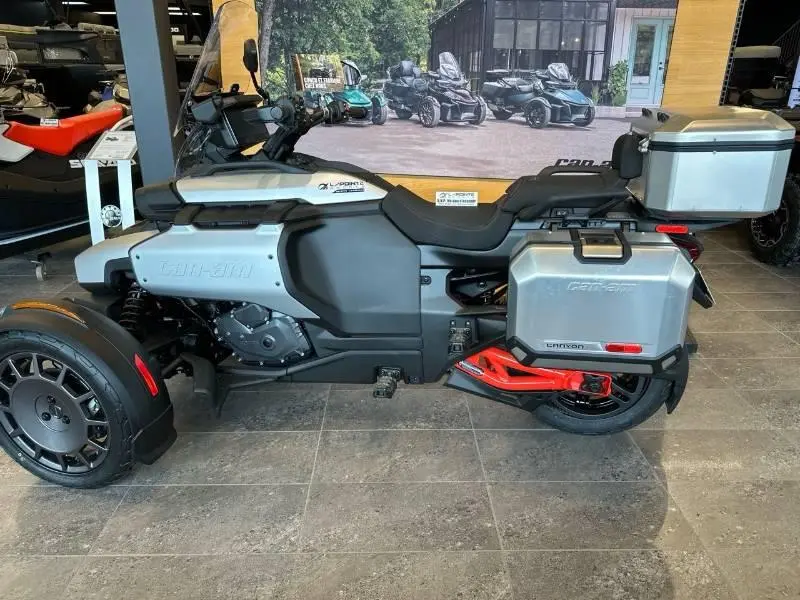 Can-Am Canyon XT 2025
