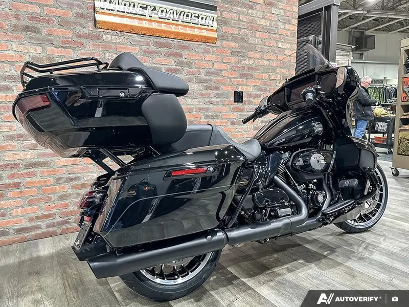 2026 Harley-Davidson Street Glide Limited thumbnail 5