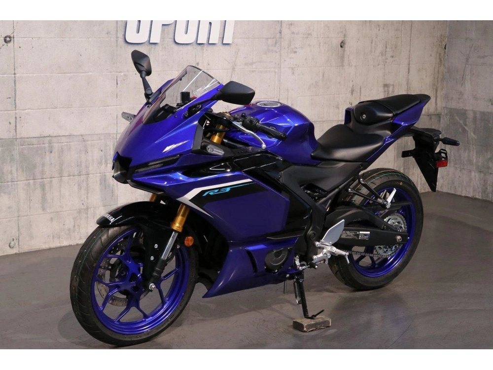Yamaha Yzf-r3 2025 alt