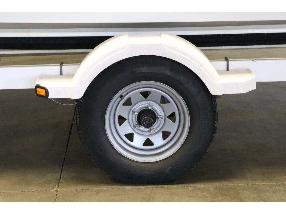 2005 Bayliner Bayliner 185 Br + Mercruiser 3,0l & Remorque alt