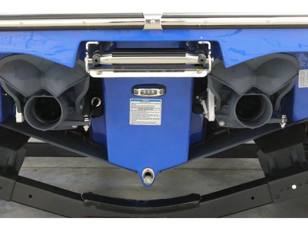 2025 Yamaha 255xd alt