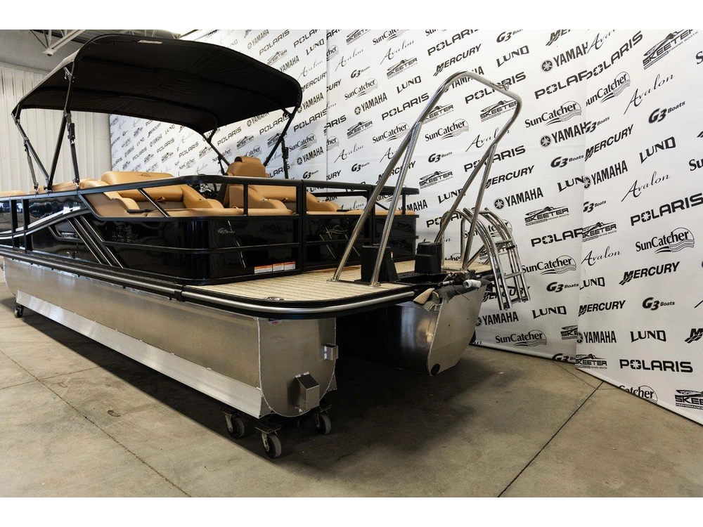 Suncatcher Fusion 324 Ss + Moteur Yamaha 150 Hp 2025 alt