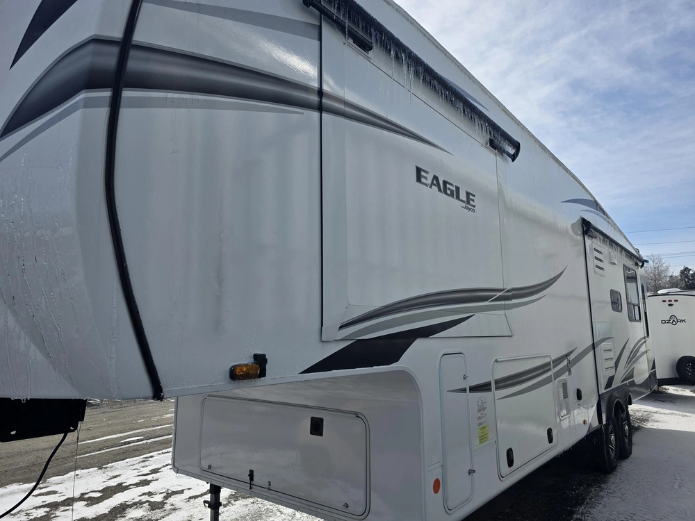 2022 Jayco Eagle 317rlok alt