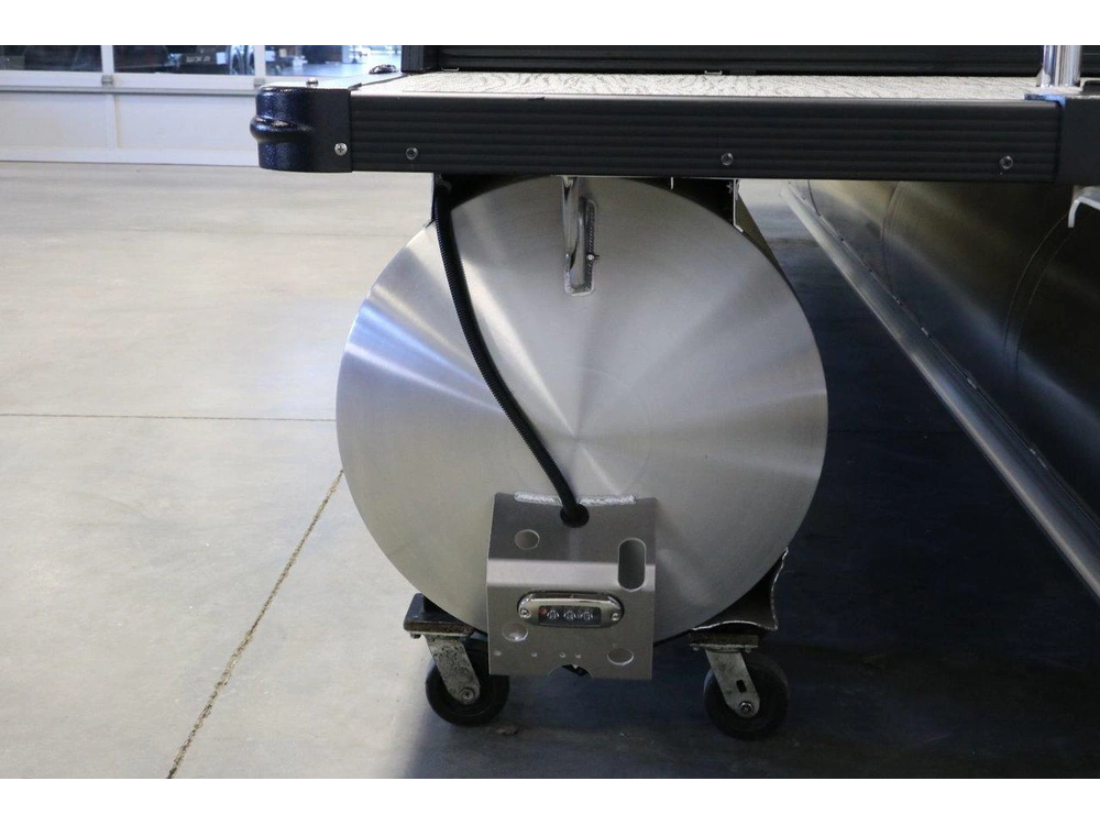 2026 Avalon Avalon Lsz 2385 Versatile Rear Bench Platinum + Yamaha Vmax 150 Hp alt