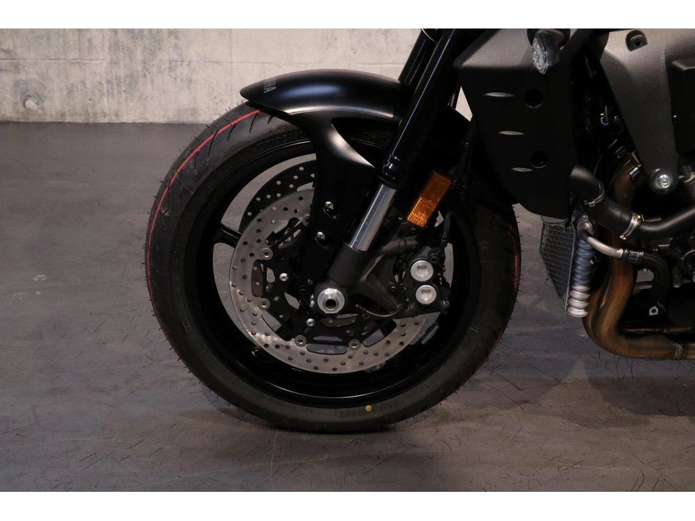 2025 Yamaha Mt-10 alt