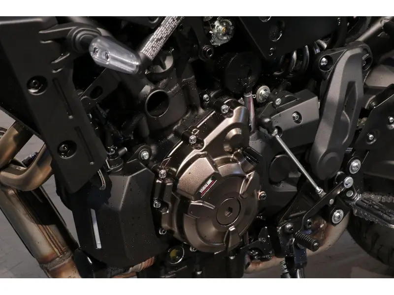 2024 Yamaha XSR700 thumbnail 10
