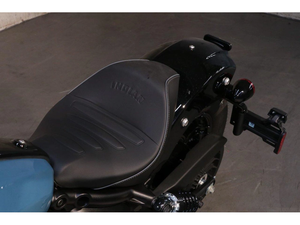 2025 Indian Motorcycle Sport Scout Limited + Tech alt