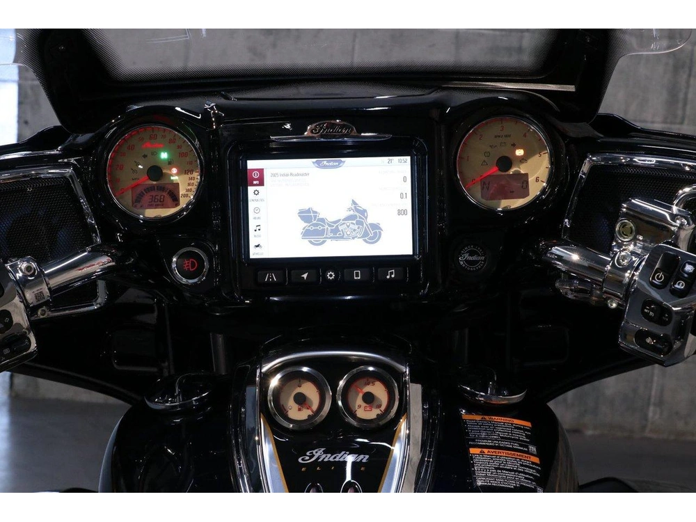 2025 Indian Motorcycle Roadmaster Elite alt