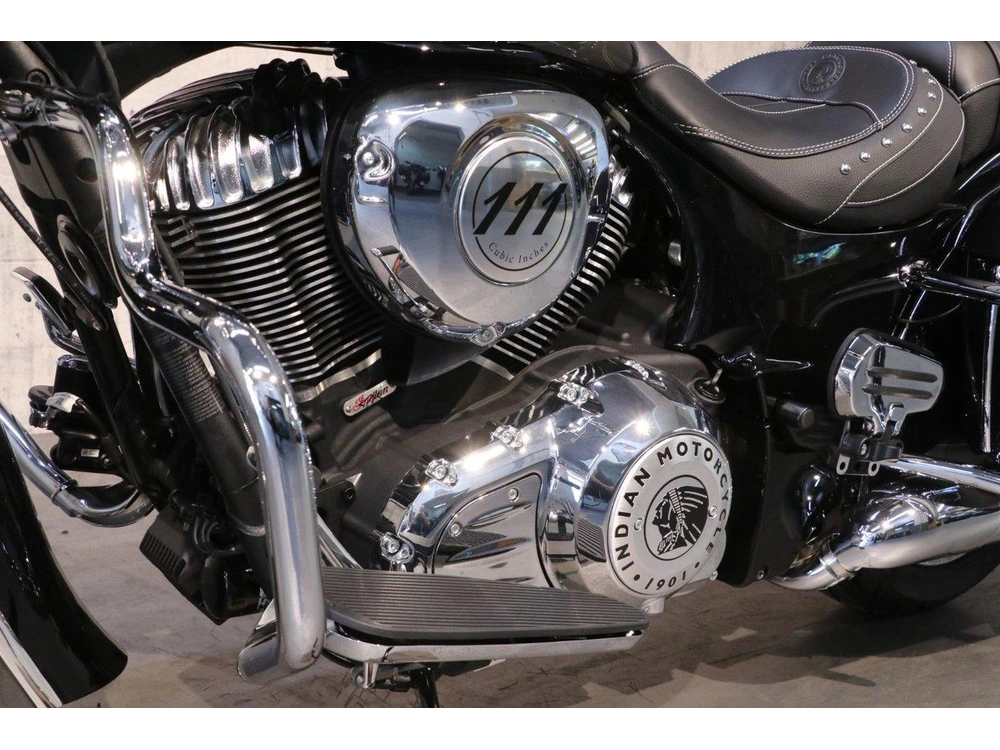 2025 Indian Motorcycle Indian Springfield alt