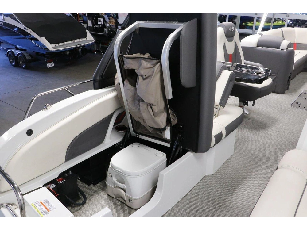 Princecraft Princecraft Vogue 27xt + Mercury 450r 2021 alt