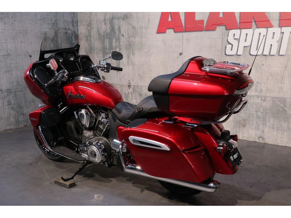 2026 Indian Motorcycle Indian Pursuit Limited + 112 & Powerband Audio alt