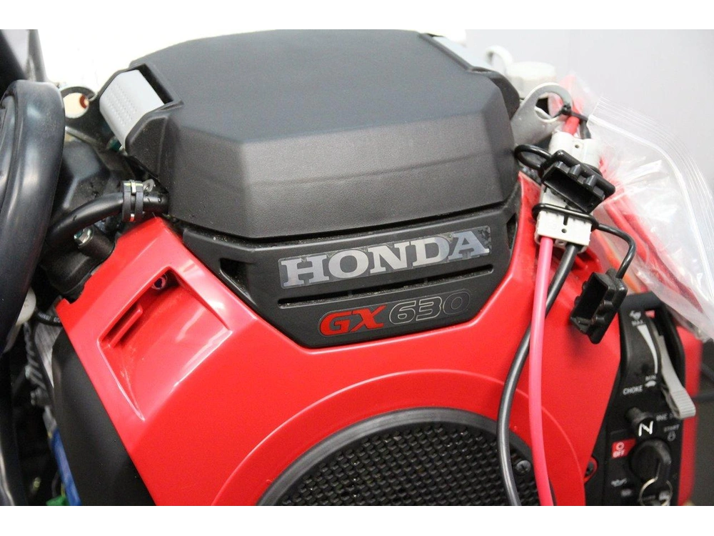 Bercomac Bercomac Versatile 48'' + Moteur Honda 20 Hp 2025 alt