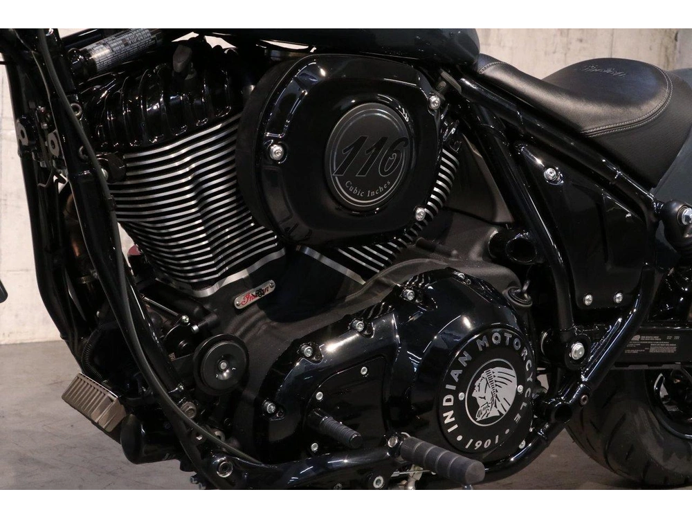 2025 Indian Motorcycle Chief Dark Horse alt