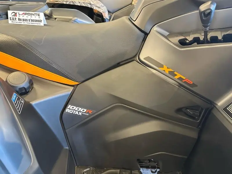 Can-Am Outlander XT-P 1000R with Smart-Shox & 10.25 in. Infotainment 2026