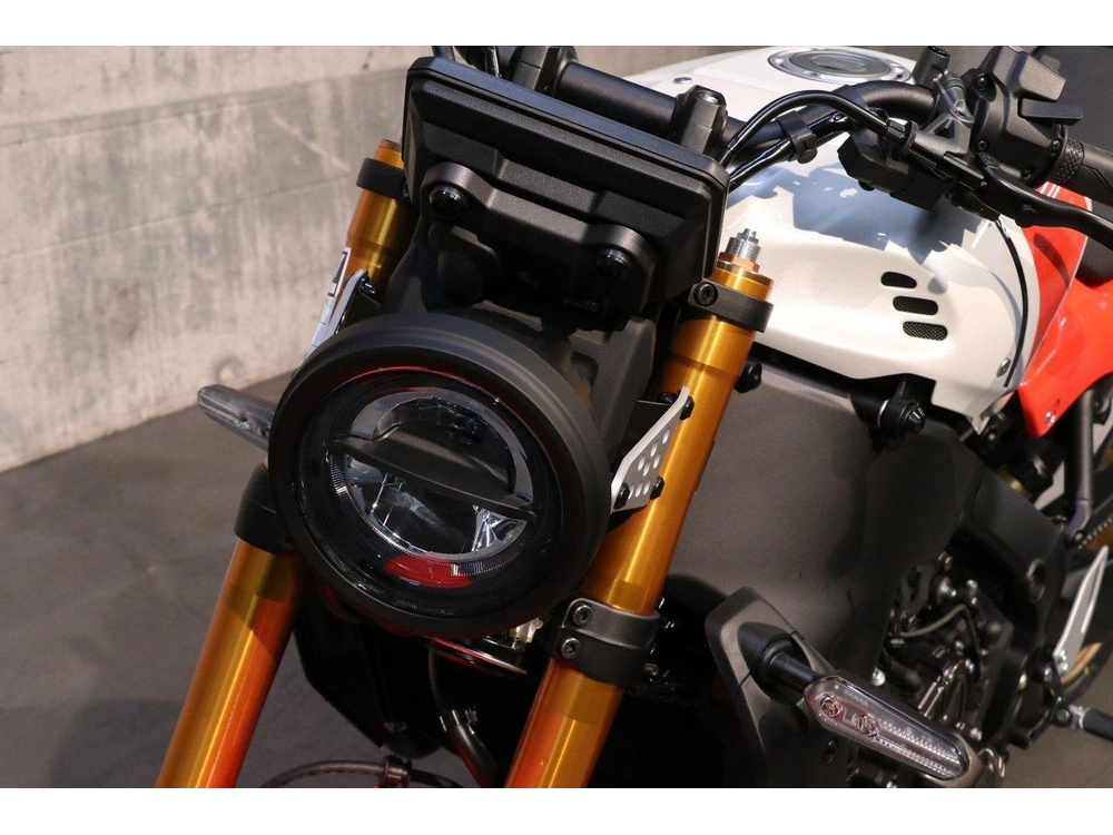 2025 Yamaha Xsr900 Enr. alt