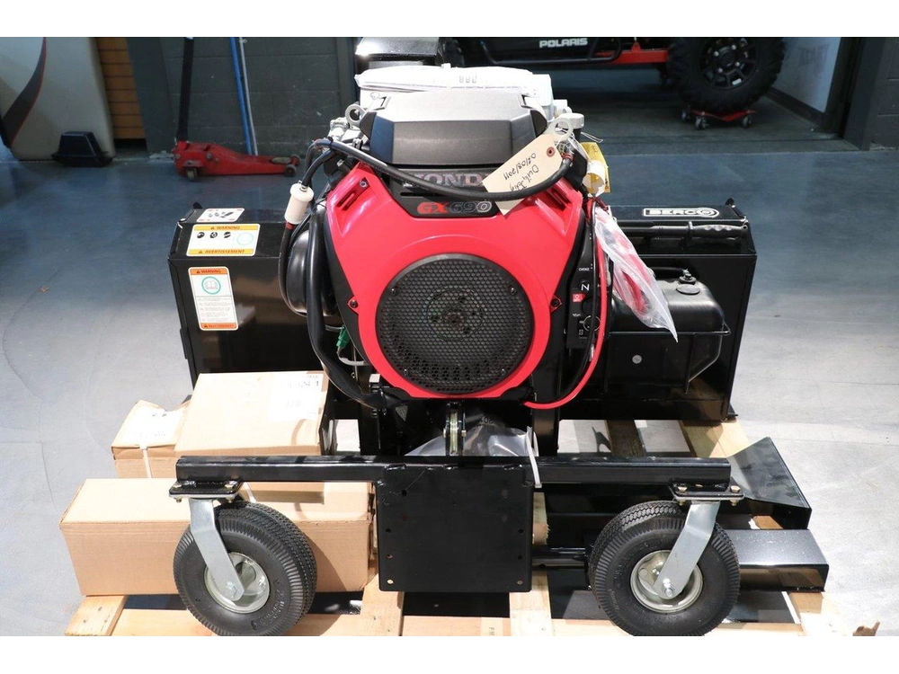 Bercomac Bercomac Premium 54'' + Moteur Honda 22 Hp 2025 alt