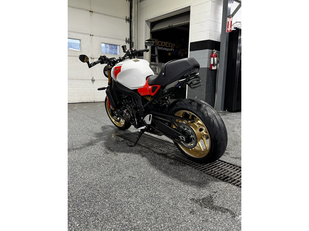 2024 Yamaha Xsr900 alt