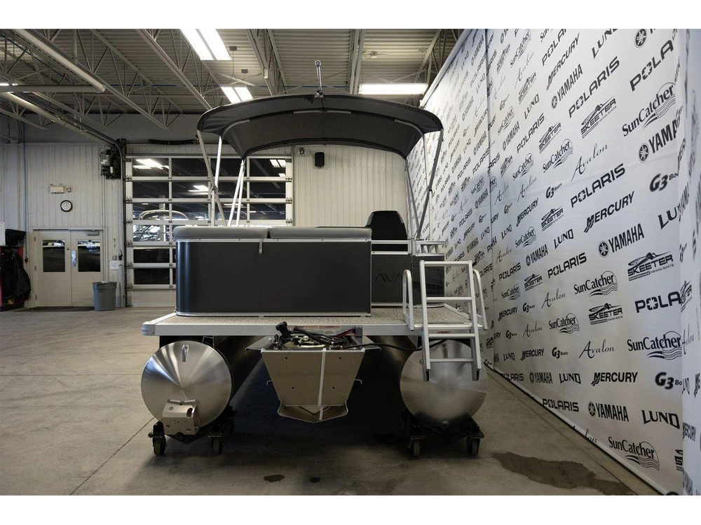 2025 Avalon Venture 2380 Cruise + Yamaha 70 Hp alt