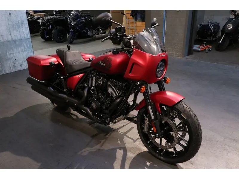 2025 Indian Motorcycle Sport Chief RT thumbnail 11
