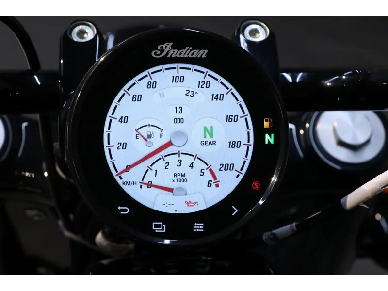 2025 Indian Motorcycle Chief Bobber Dark Horse thumbnail 7