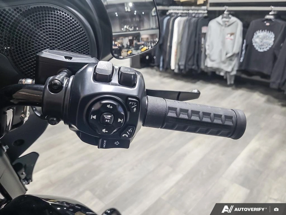 2026 Harley-davidson Street Glide alt