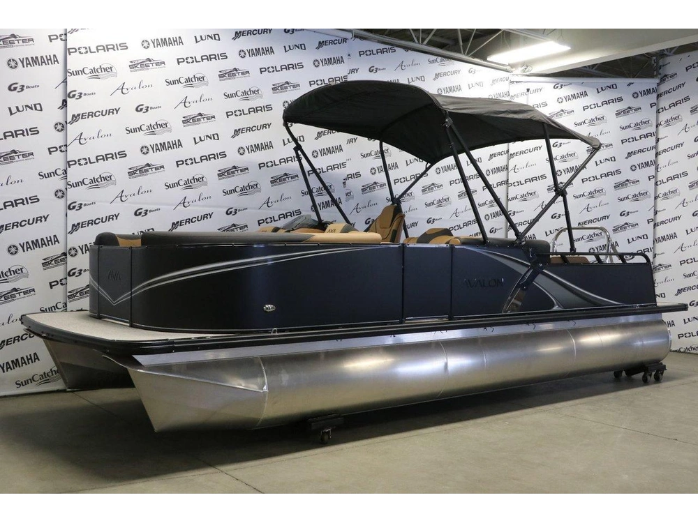 2026 Avalon Avalon Lsz 2385 Versatile Rear Bench + Yamaha 90 Hp alt