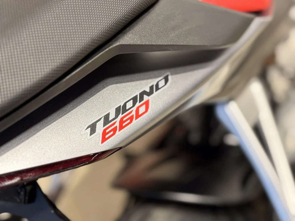 Aprilia Tuono 660 2021 alt