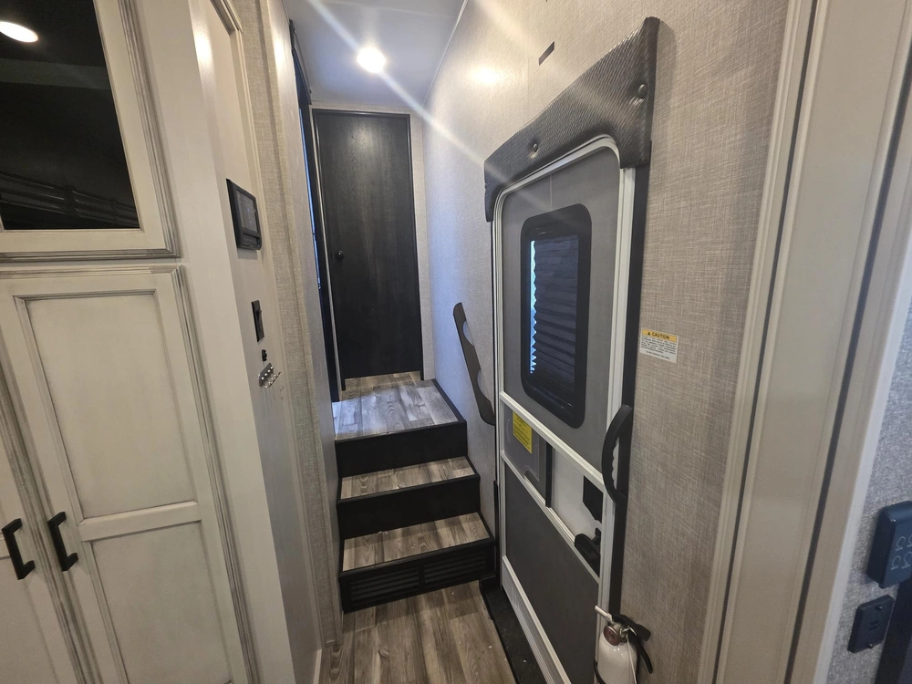 2022 Jayco Eagle 317rlok alt