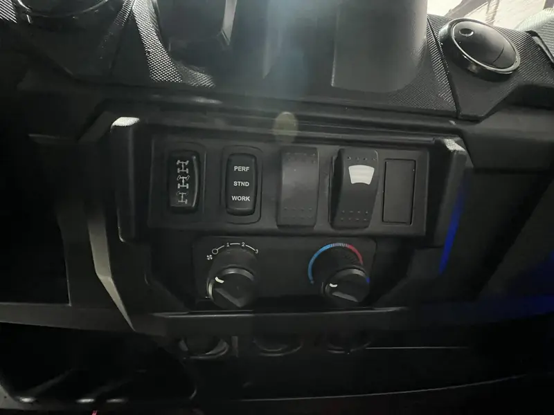 2019 Polaris RANGER XP 1000 EPS PREMIUM CAB **CABINE CHAUFFÉE!!** thumbnail 15