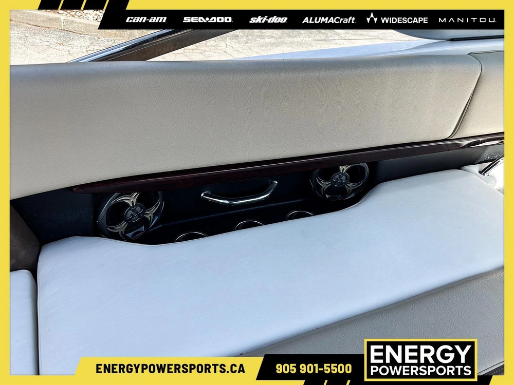 2013 Regal Regal 2300 alt