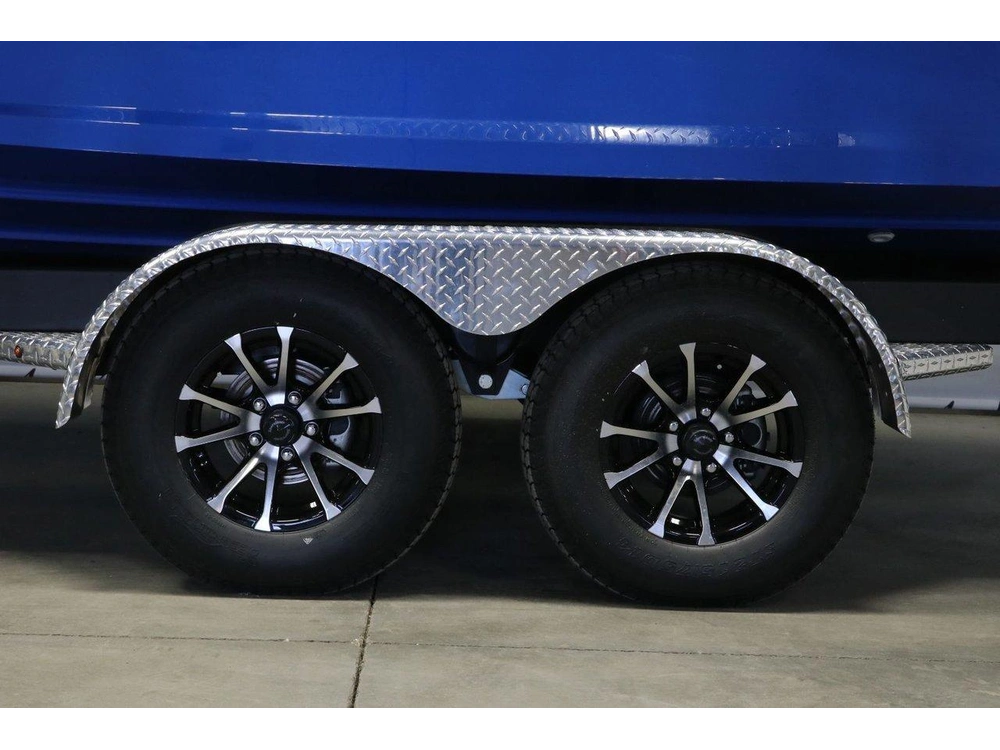 2025 Yamaha 255xd alt