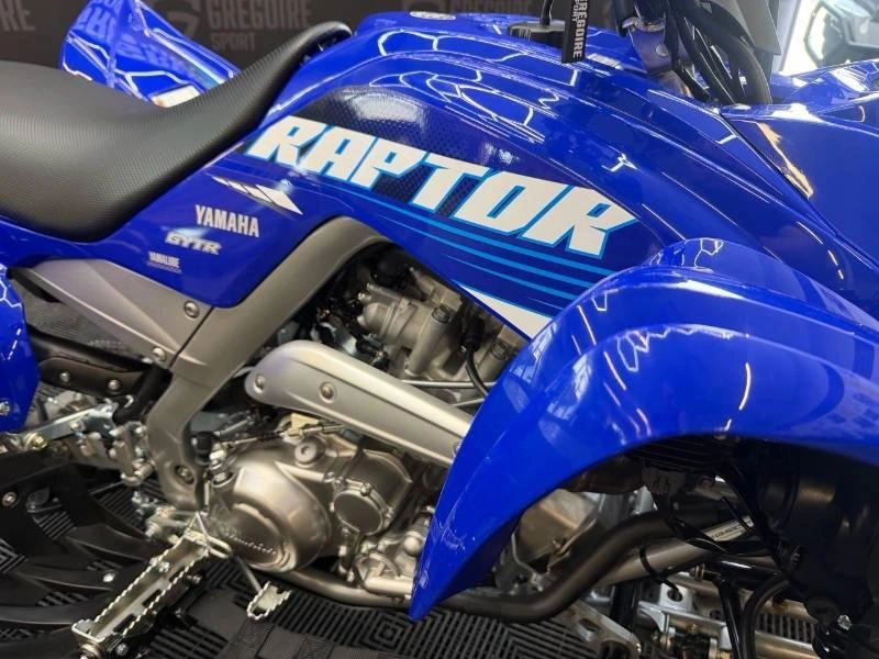 2025 Yamaha Raptor 700r alt