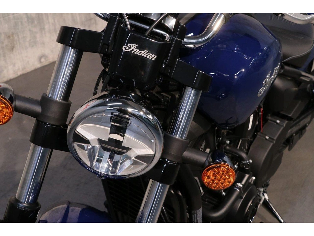 2025 Indian Motorcycle Scout Sixty Classic Limited alt