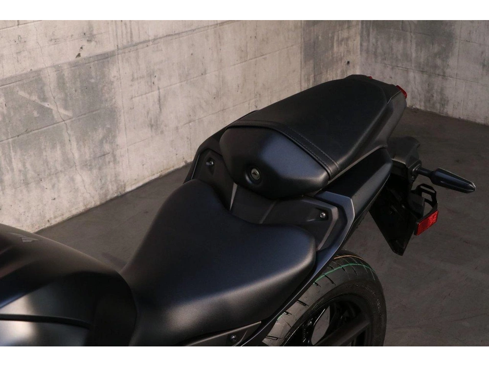 Yamaha Mt-03 2025 alt