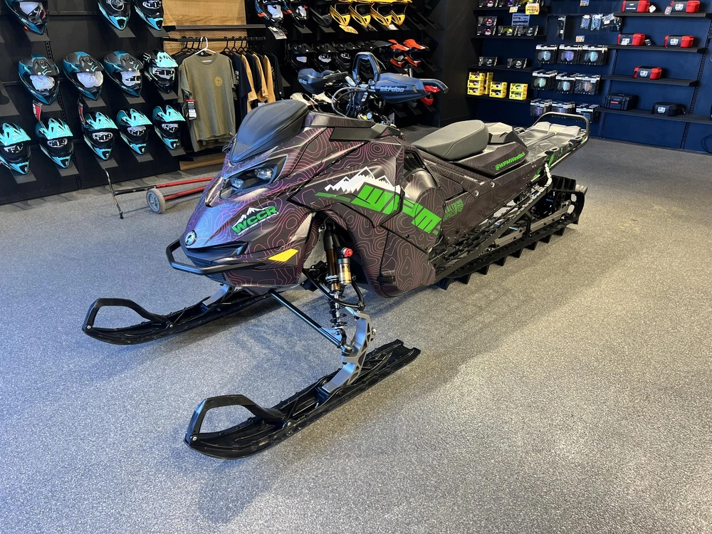 2026 Lynx Shredder Re 3900 850 E-tec Turbo R Powdermax X-light 3.0" Shot W/ 10.25" Touchscreen alt