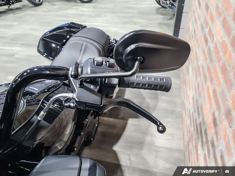 2026 Harley-davidson Road Glide alt