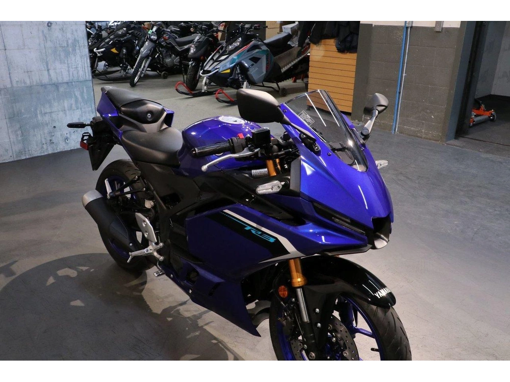 Yamaha Yzf-r3 2025 alt