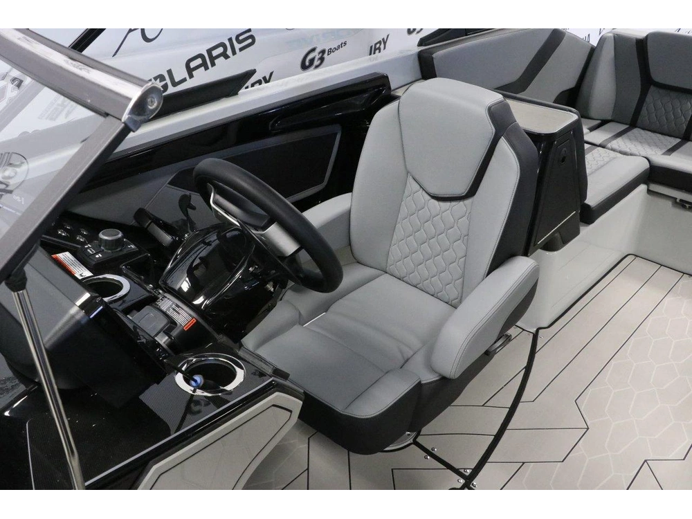 2025 Yamaha 255xd alt