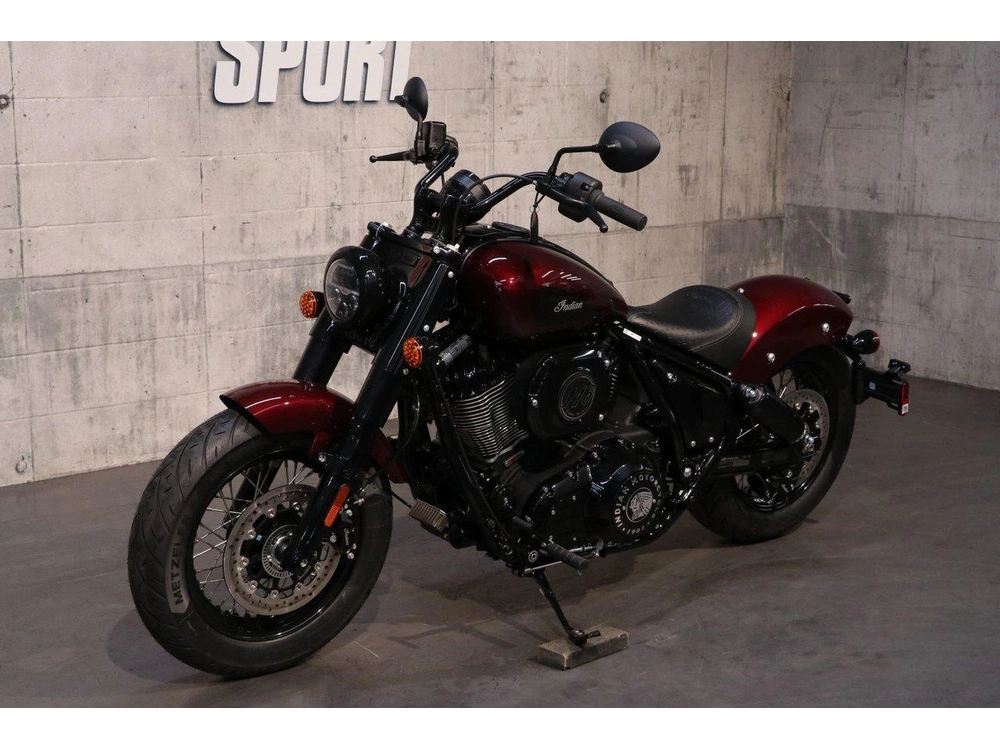 2025 Indian Motorcycle Chief Bobber Dark Horse alt