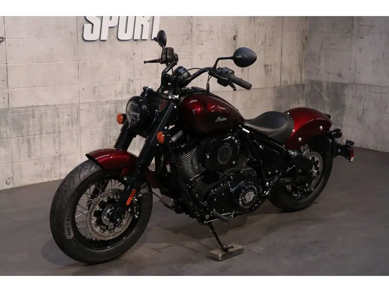 2025 Indian Motorcycle Chief Bobber Dark Horse thumbnail 2