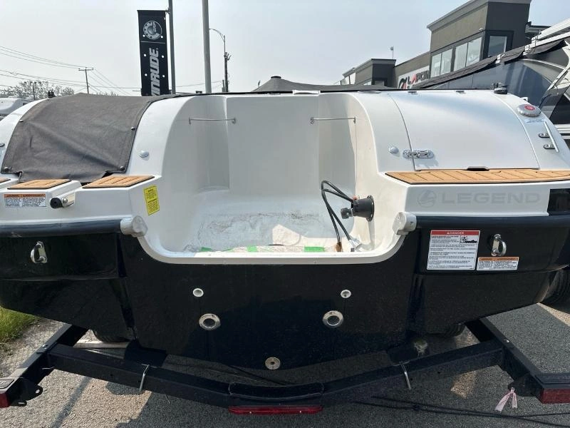 Legend Vibe D19 Cognac 2023 alt