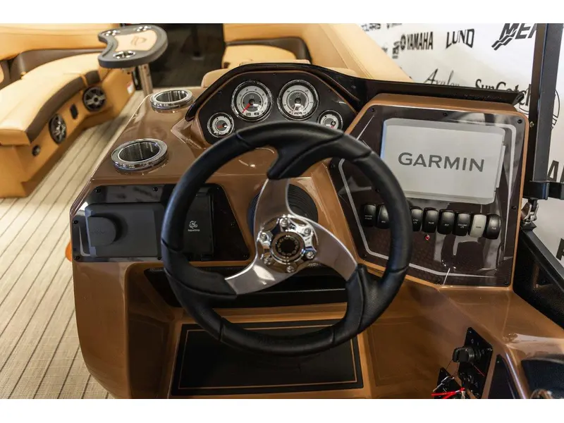 2025 SunCatcher FUSION 324 SS + MOTEUR YAMAHA 150 HP thumbnail 11
