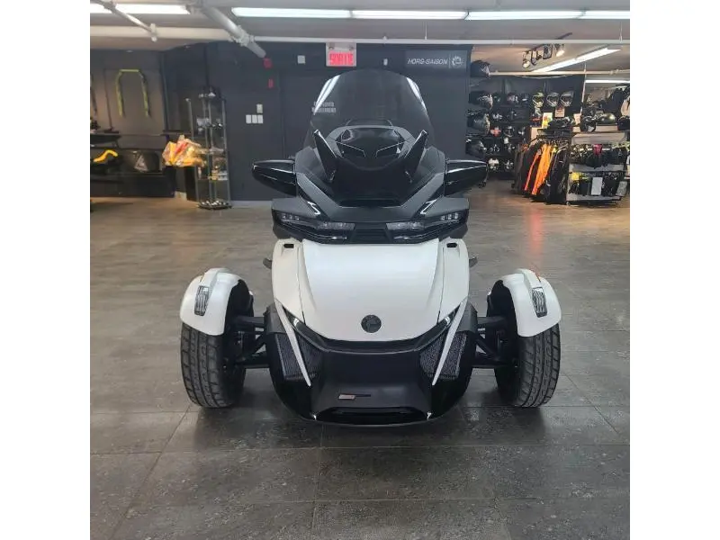Can-Am Spyder RT Sea-to-Sky SE6 2025