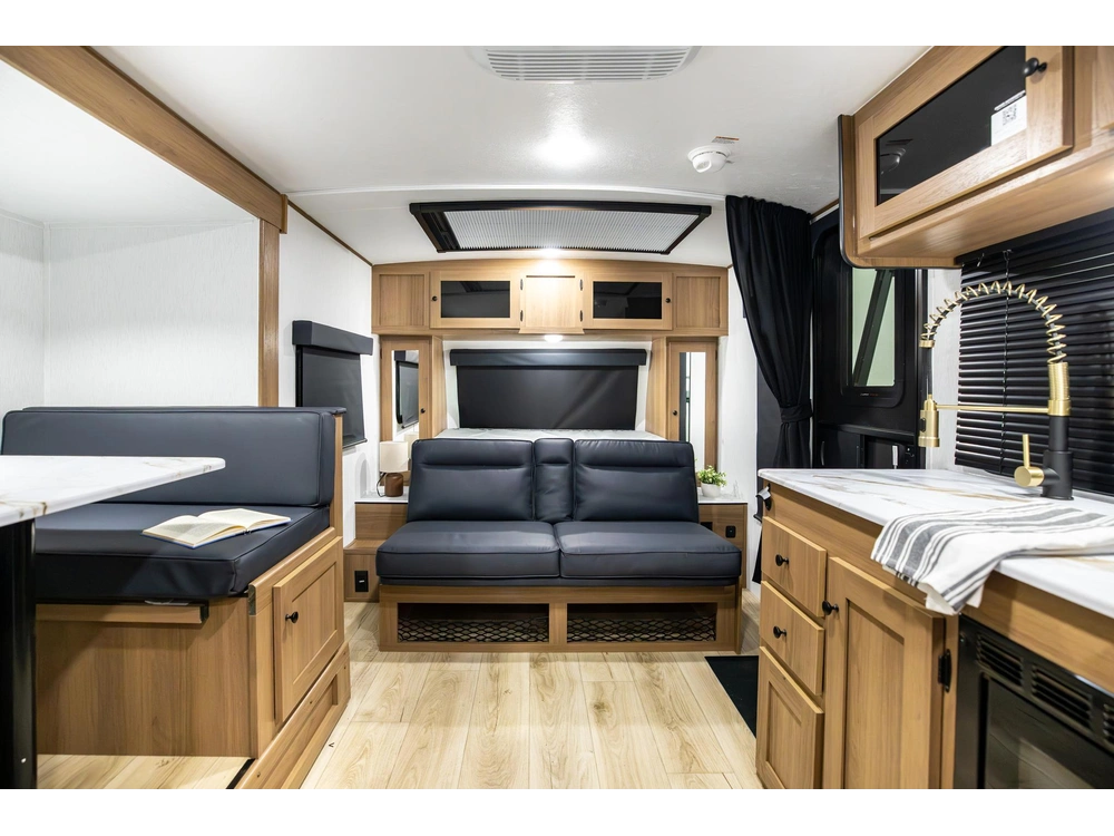 Apex 203rbk 2026 alt