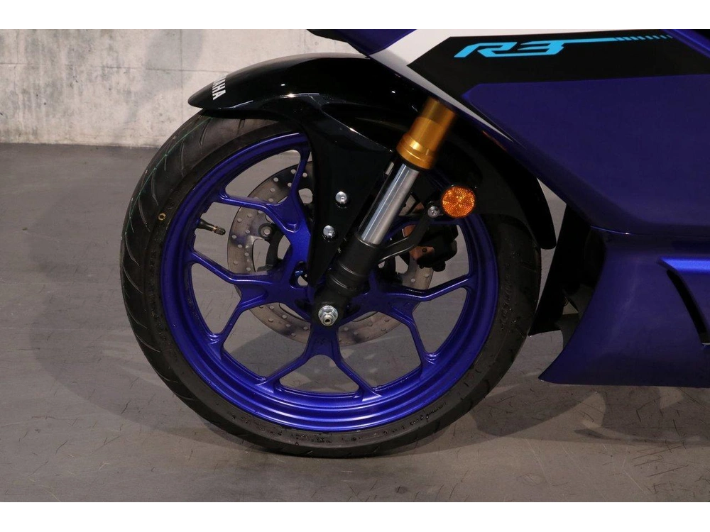 Yamaha Yzf-r3 2025 alt