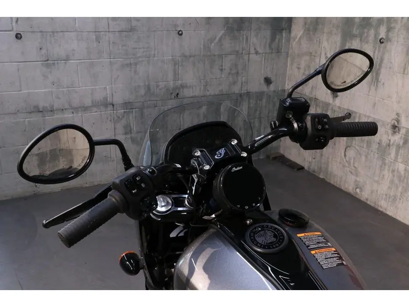 2025 Indian Motorcycle Sport Chief RT thumbnail 6